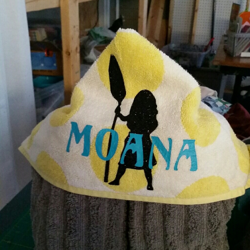 Moana Hooded Towel