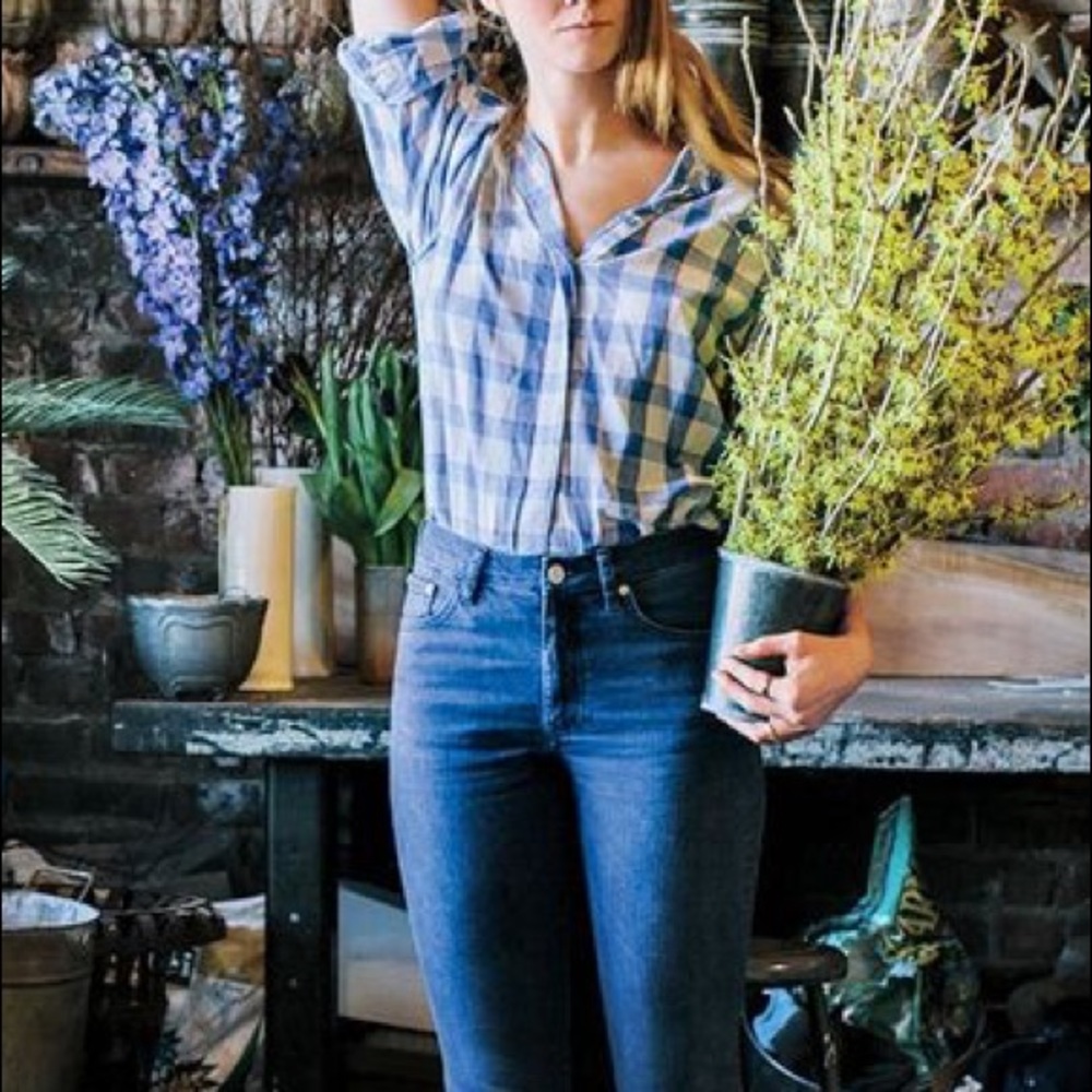 SOLD- Sweet French-countryside Blouse