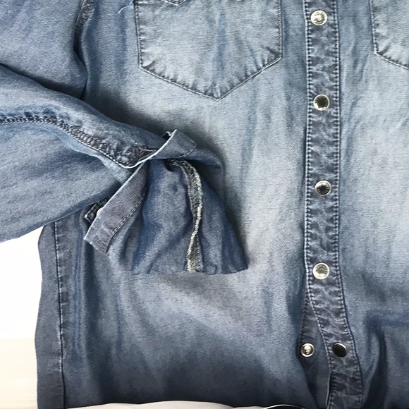 Studded Collar Denim Top - Picture 3 of 6