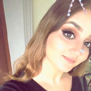 Meet your Posher, Mariem