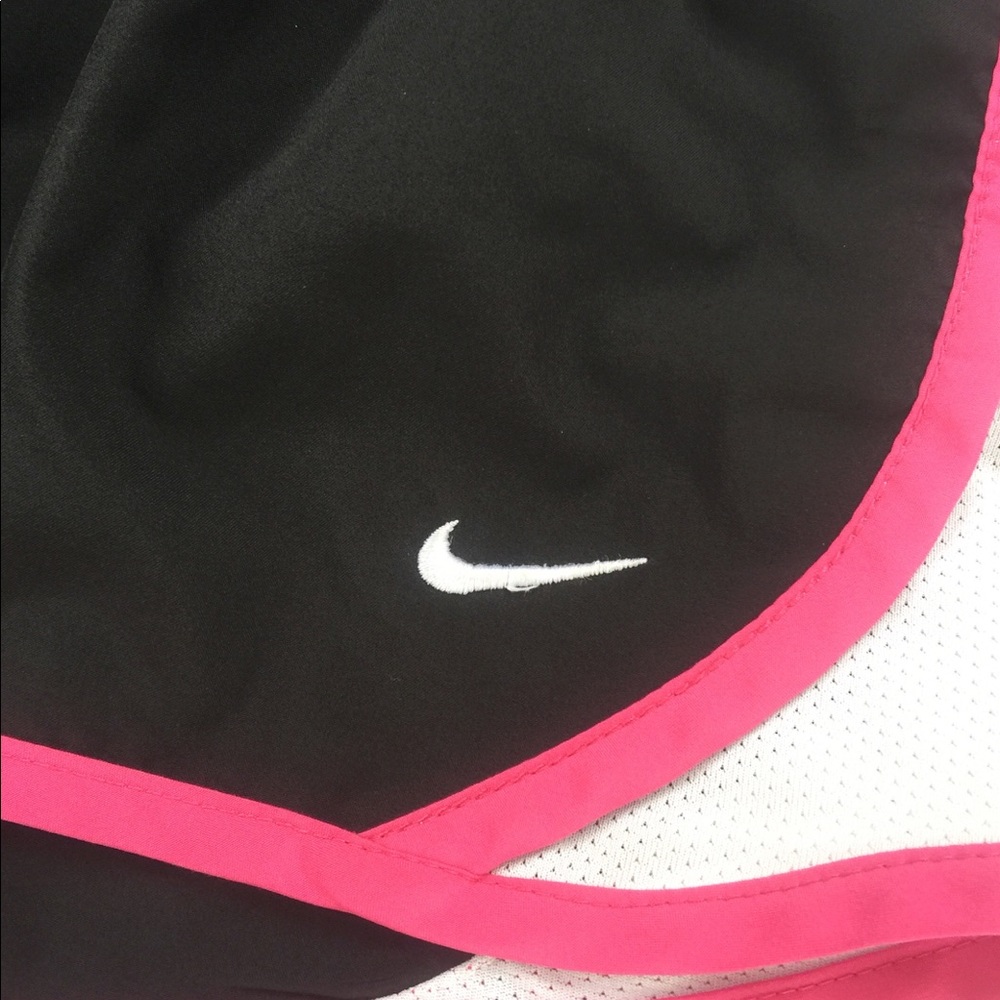 Nike DRI FIT Athletic Running Shorts - Picture 3 of 3