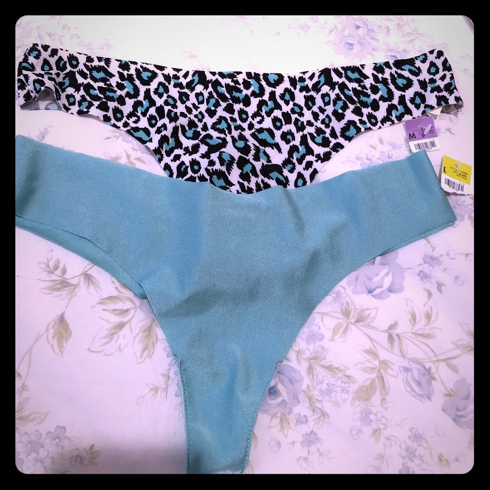 Thongs by Charlotte Russe 2 pairs M & L