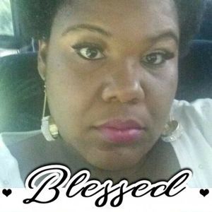 Meet your Posher, Gloria