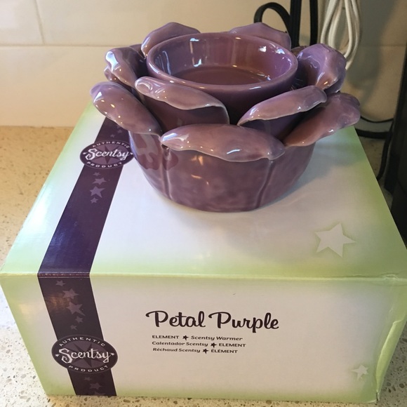 Scentsy Warmer - Picture 2 of 4