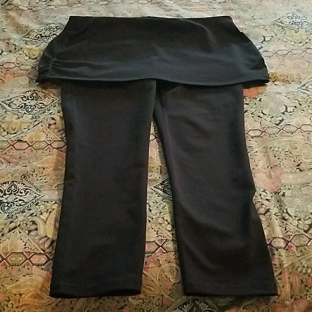 Adorable skirt Capri from Gap