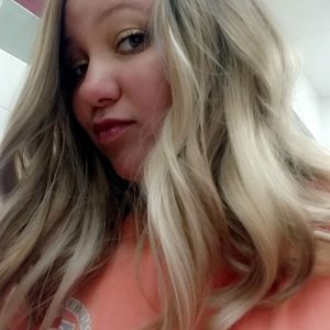 Meet your Posher, Brandi