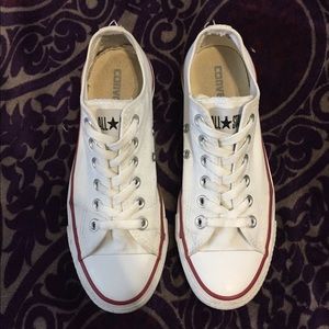 Converse Chuck Taylor All Star Low Top Sneakers