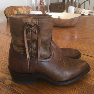 Frye Billy Cross Stitch 5.5 Boots