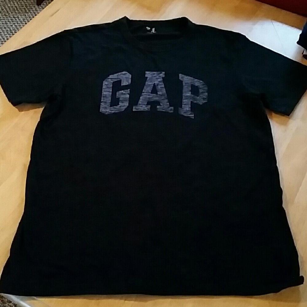 Gap Graphic T-Shirt