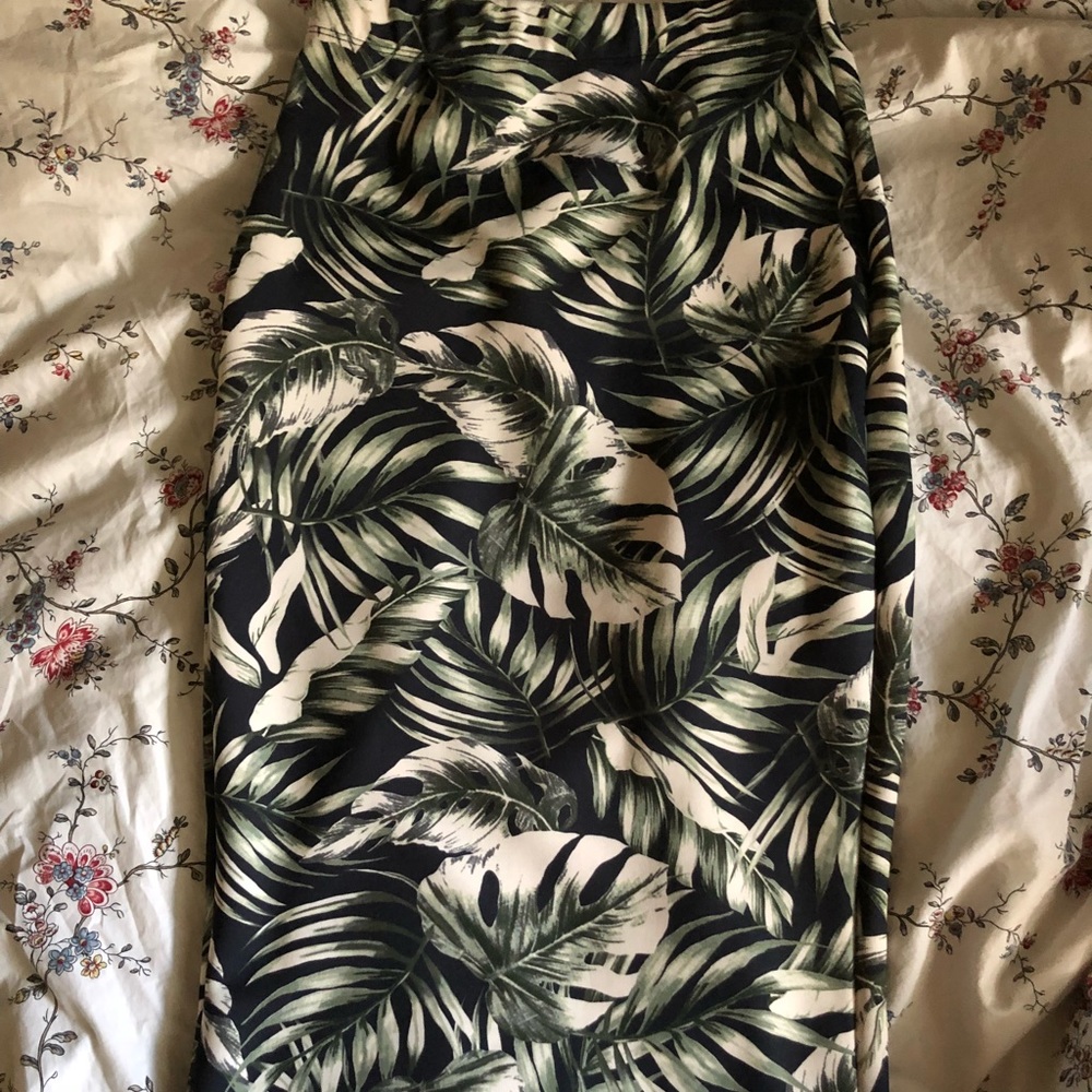 Forever 21 skirt