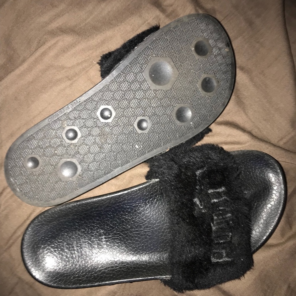 Puma slides (rihanna)