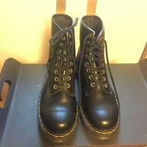Dr Marten’s combat boots