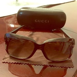 Brown gucci sunglasses