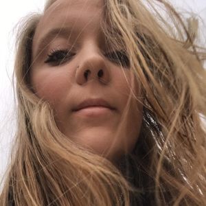 Meet your Posher, Alysha