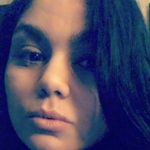 Meet your Posher, Dianelys