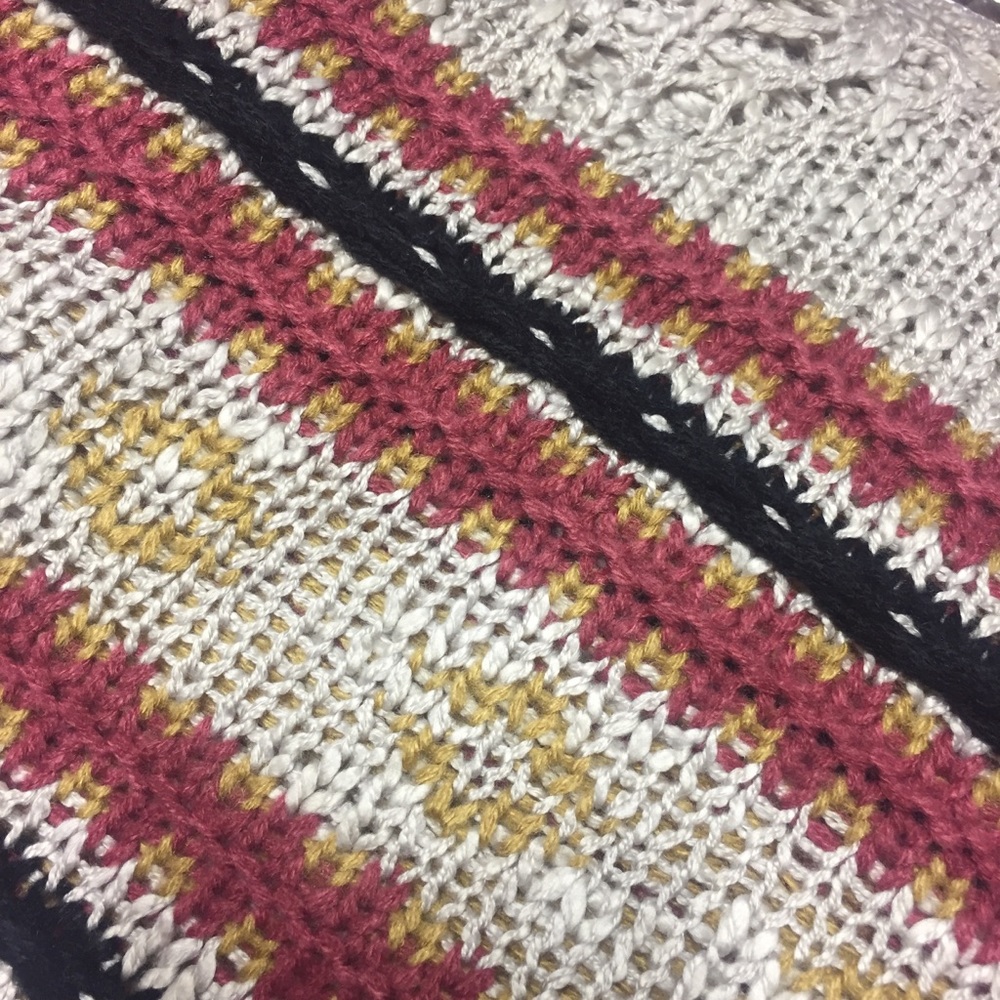 NEW Cozy Knit Sweater - Picture 6 of 6
