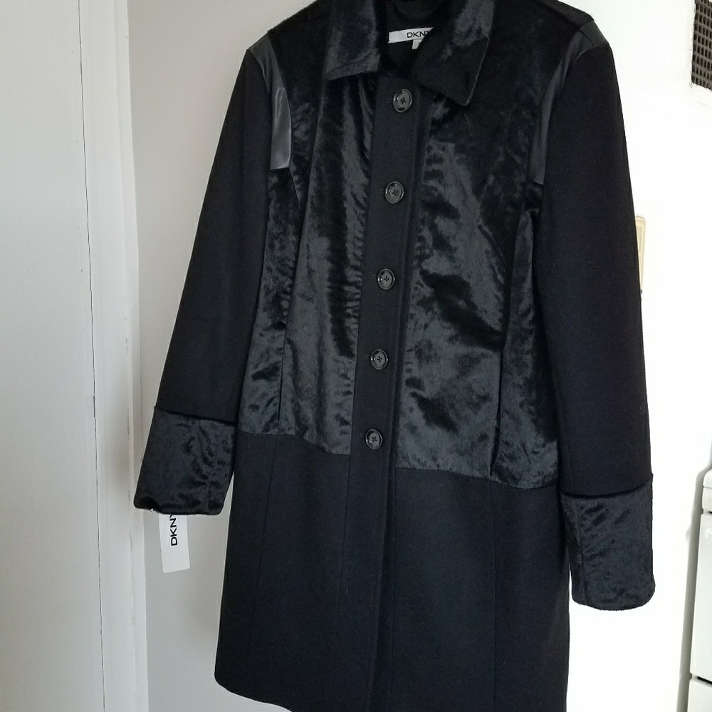 DKNY Faux Fur coat in Black NEW