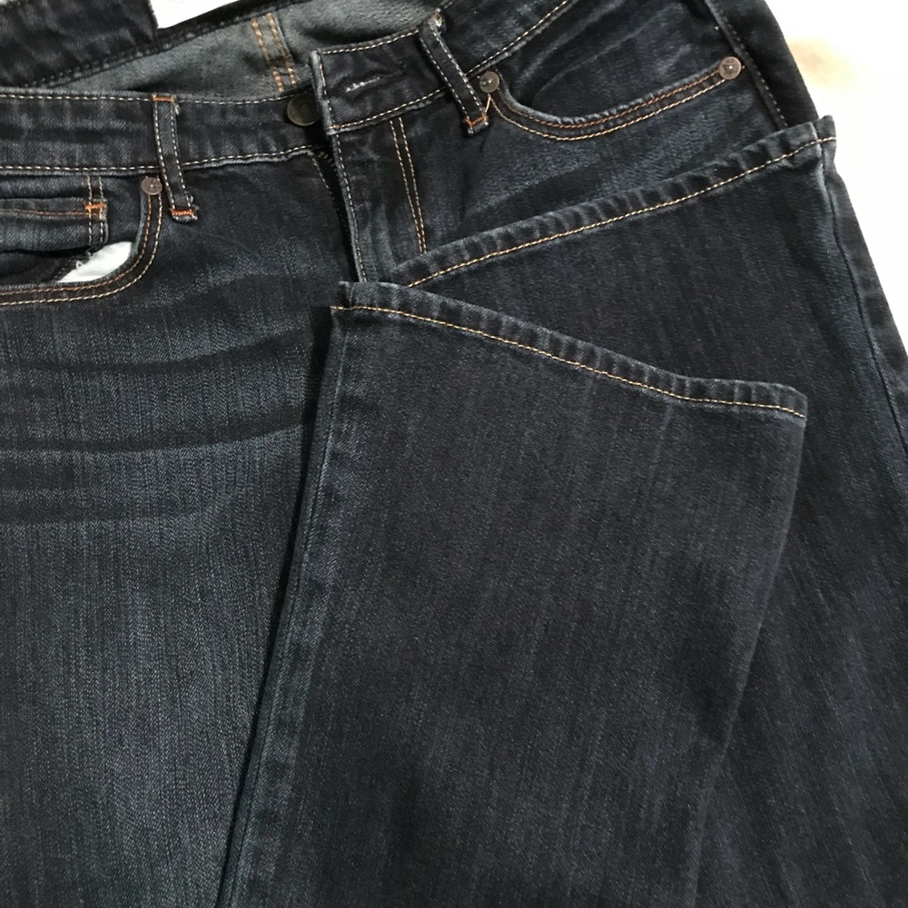 *Like new* Abercrombie Vintage bootcut jeans - Picture 7 of 8