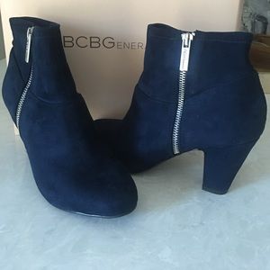 BCBG Generation Cobalt Blue Suede Stretch boot 6.5