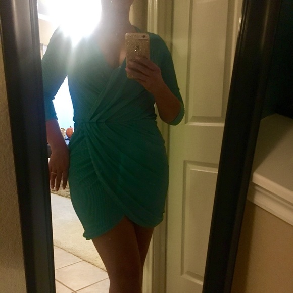 Guess faux wrap dress with silver sparkles - Picture 2 of 4