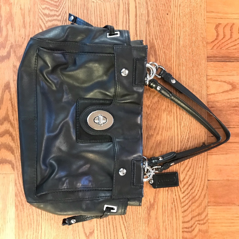 Coach shoulder bag