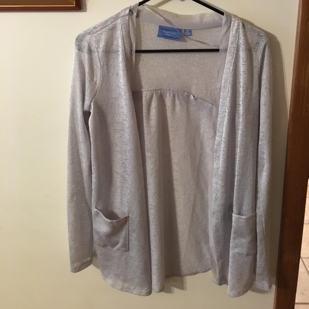 NWT Simply Vera Vera Wang beautiful cardigan