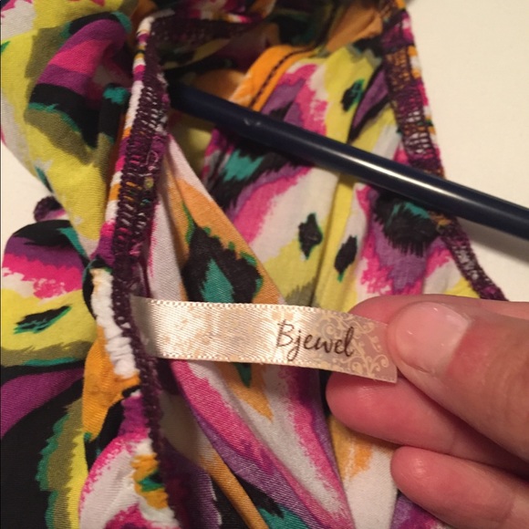 Romper - Picture 2 of 3