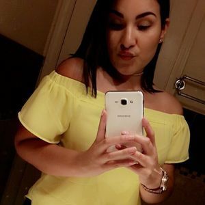 Meet your Posher, Itzel