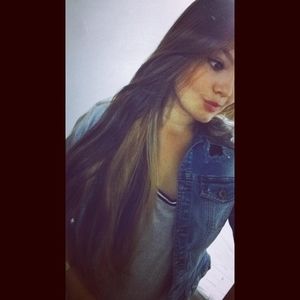 Meet your Posher, Maria alejandra