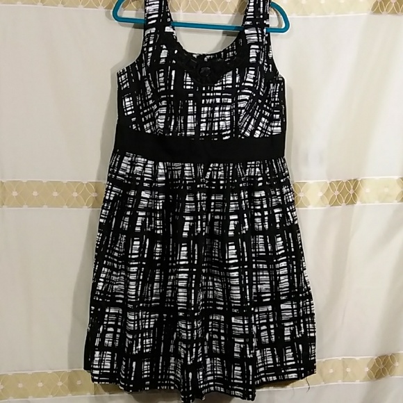 East 5th Dresses & Skirts - Buy1Get1 Free East  5th Dress I-194