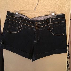 Boom boom jean shorts