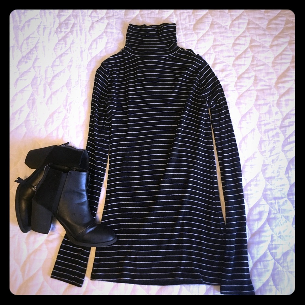 SOLD Black & White Stripe Long Turtle Neck