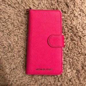 Michael Kors iPhone 6/7 phone case!