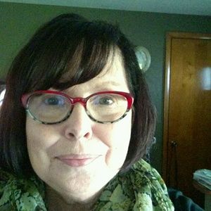 Meet your Posher, Linda