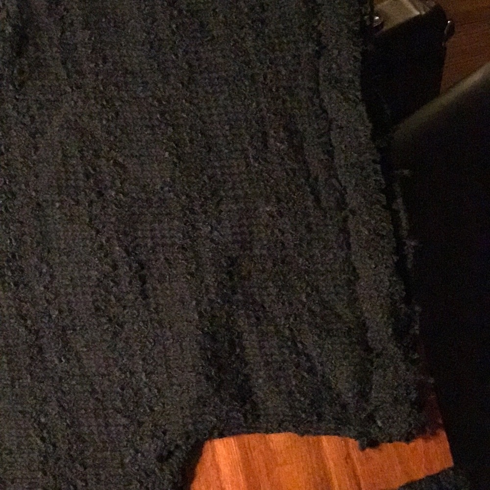 Sweater - Picture 3 of 3