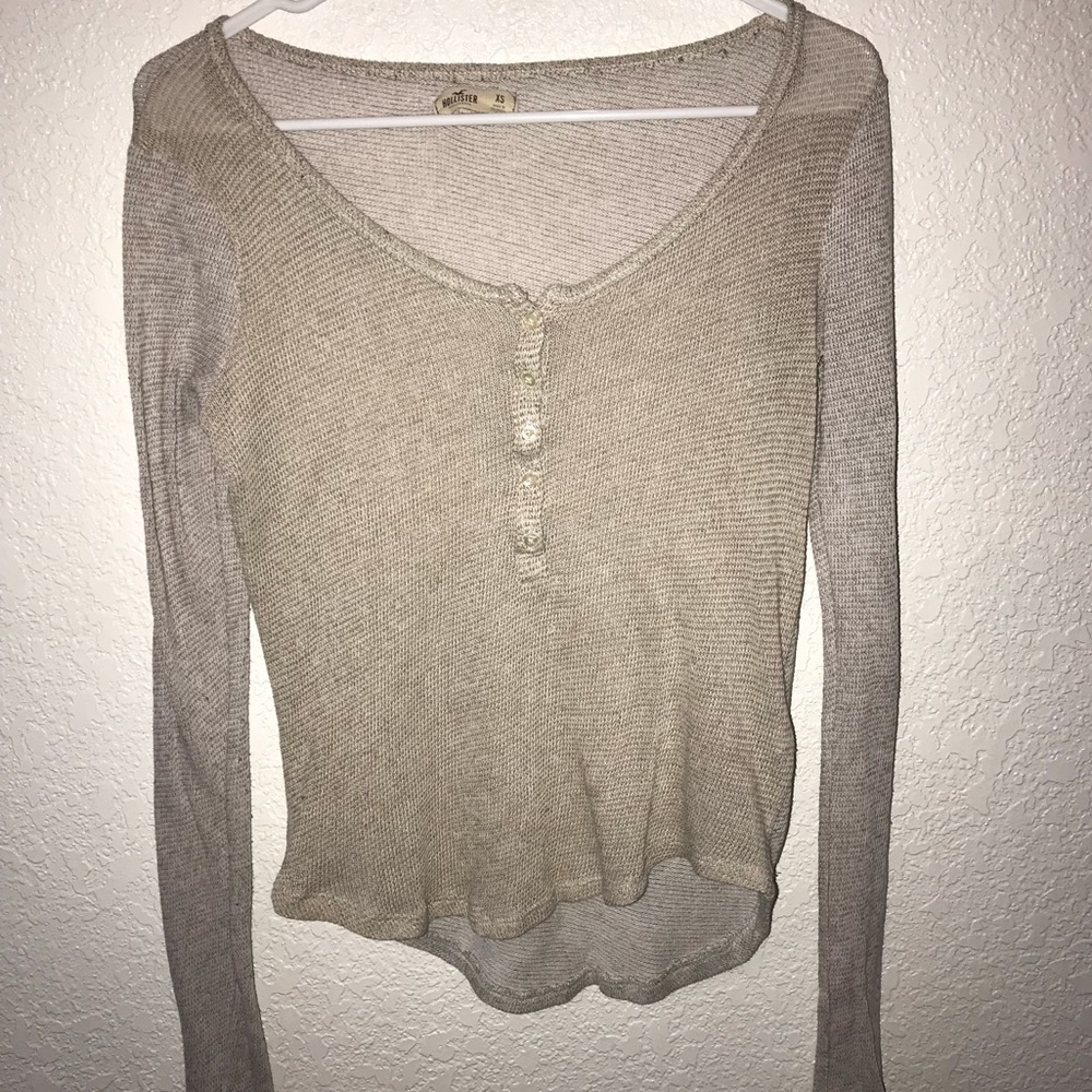 Long sleeve knitted half button down shirt