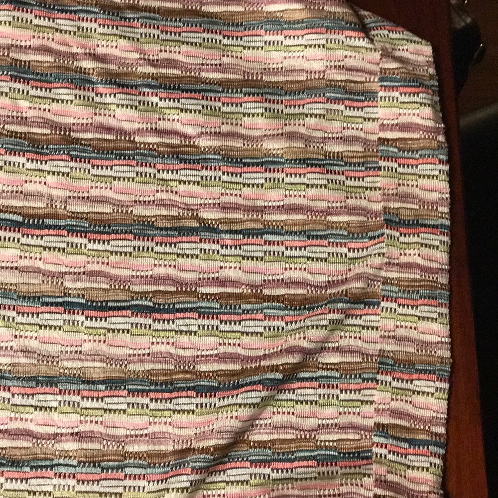 Top - Picture 3 of 3