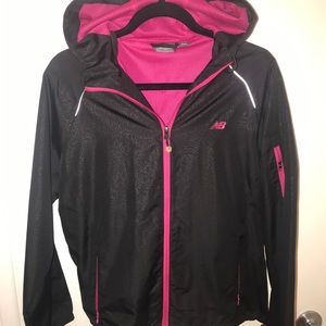 New balance women’s running jacket windbreaker