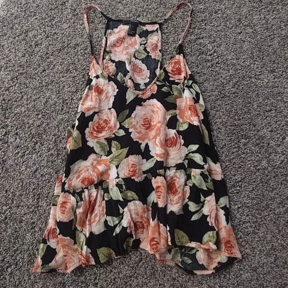 F21 Floral tank - Picture 2 of 4