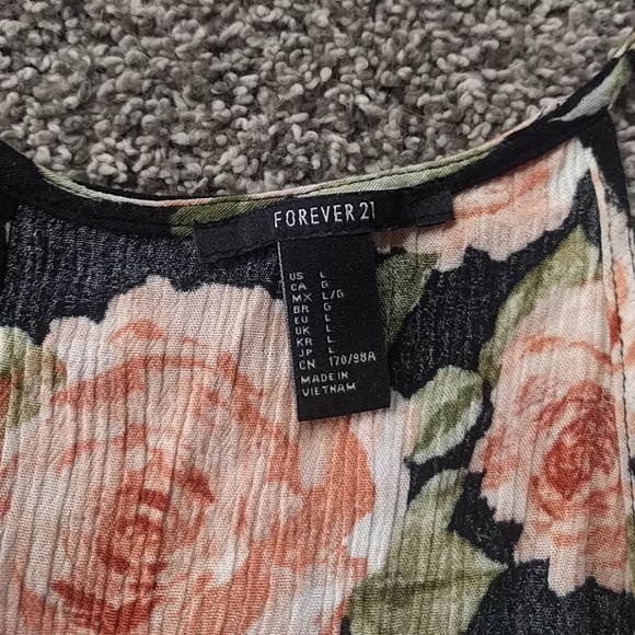 F21 Floral tank - Picture 4 of 4