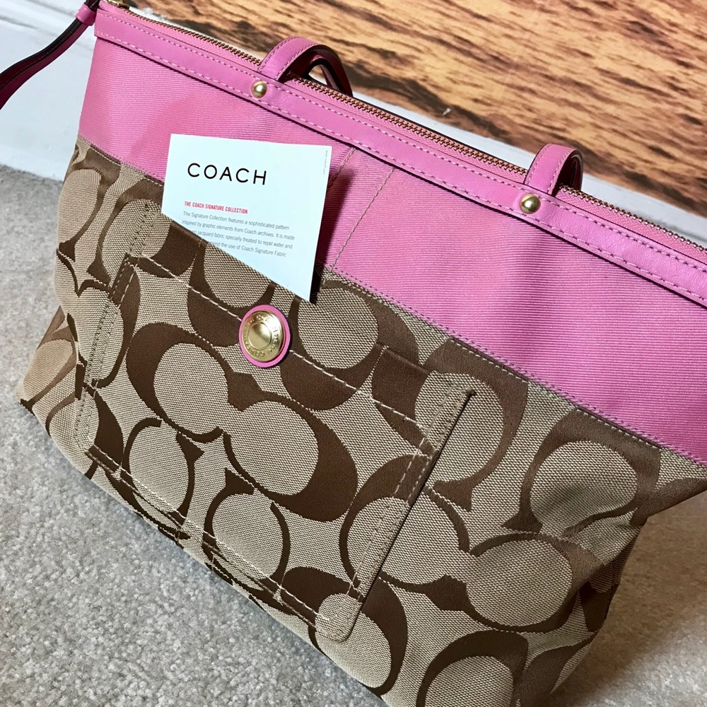 Coach Signature Tote Bag