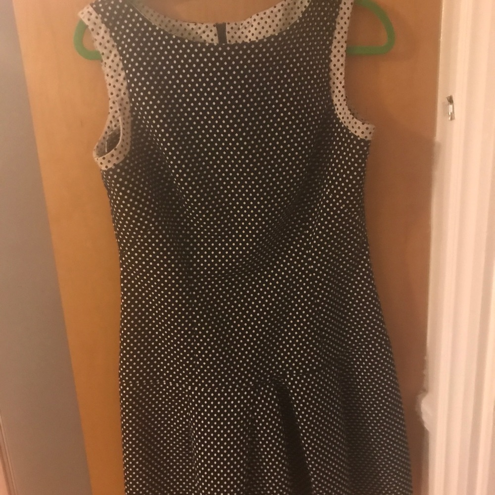 cute low drop polkador dress by sarah miller