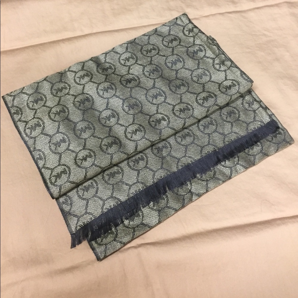 Michael Kors scarf