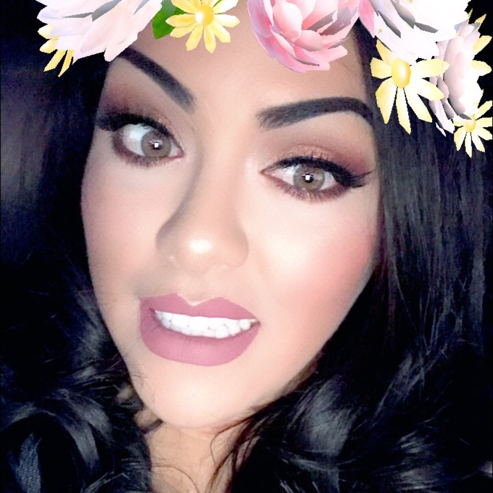 Meet your Posher, Yolanda