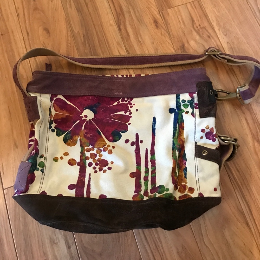 Lucky Brand HoBo Style Purse