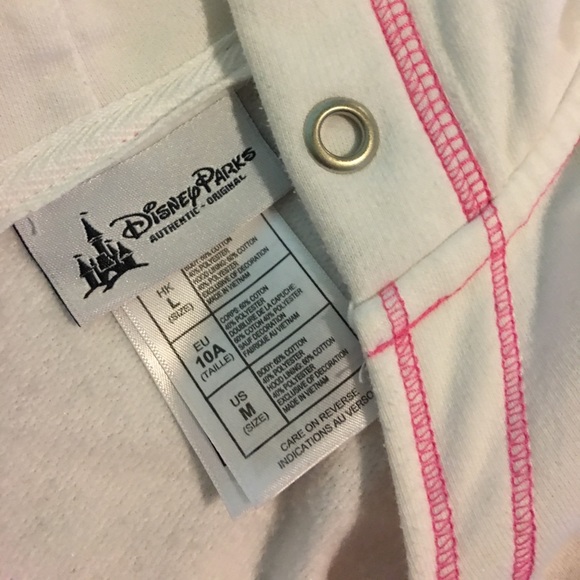 Disney - Picture 2 of 3