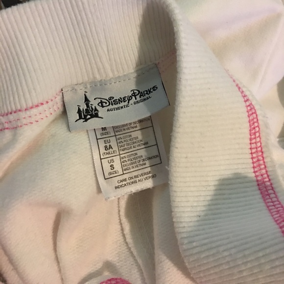 Disney - Picture 3 of 3