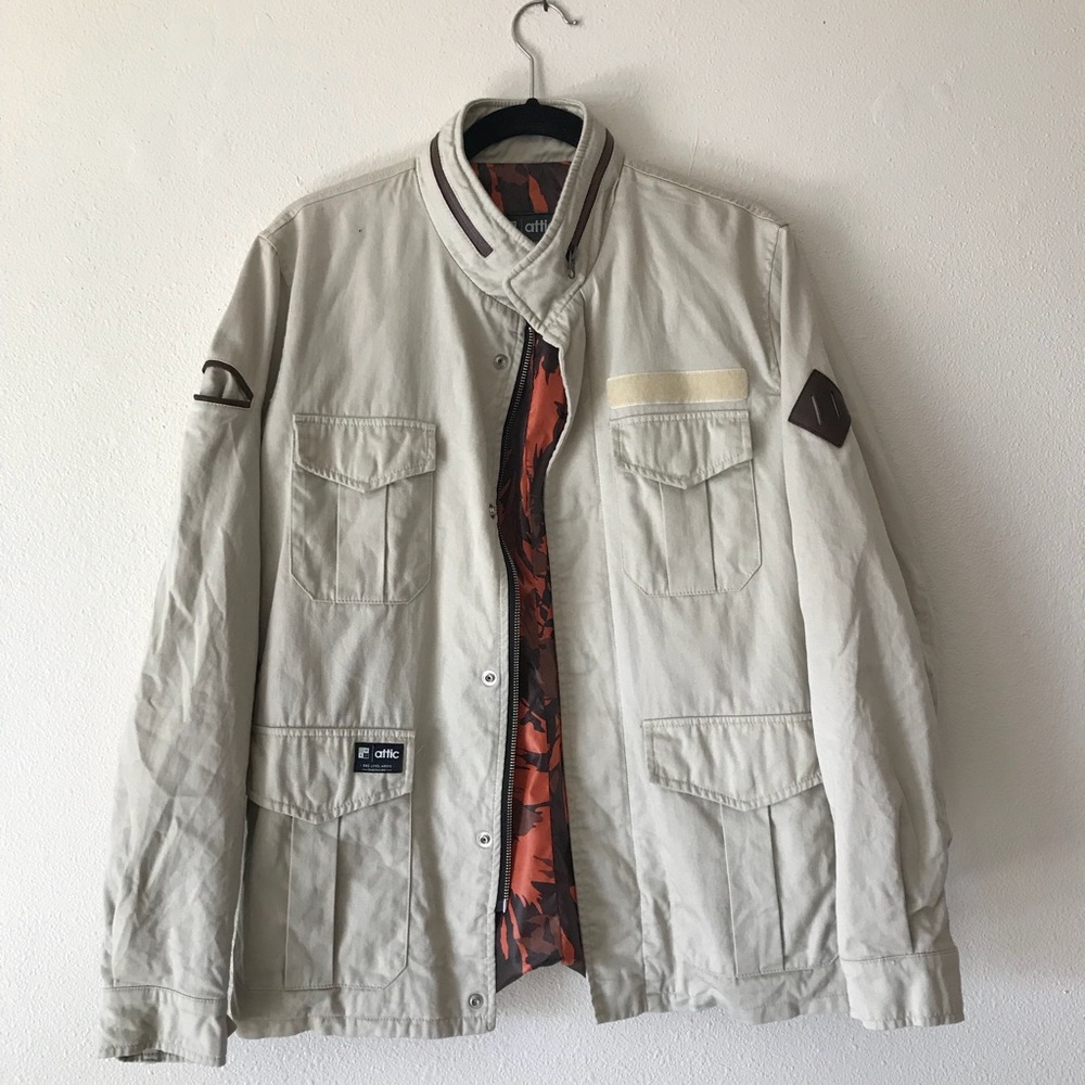 Attic white/cream jacket with pockets