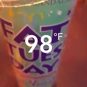 Meet your Posher, Dee