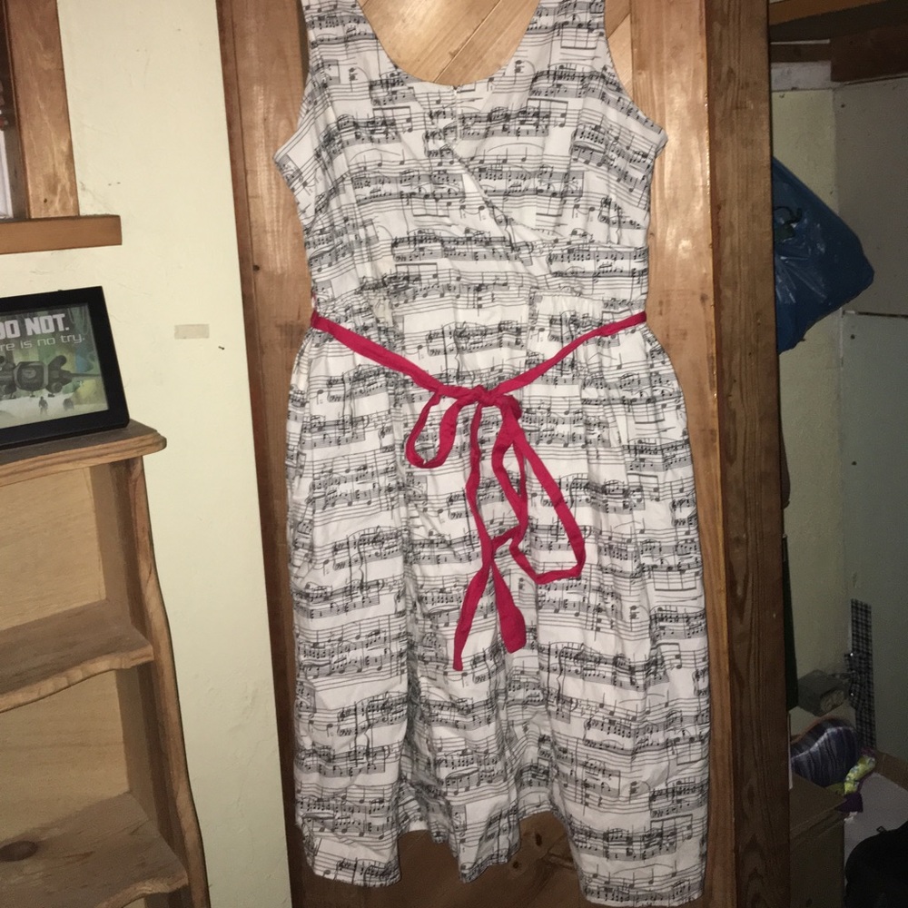 Musical Note Dress (3x)